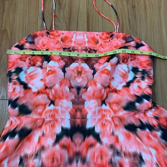 Finders Keepers Talk Is Cheap Floral Mini Dress - Picture 14 of 16